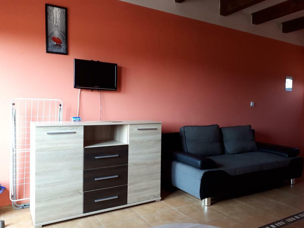 Apartamenty "Anusia" Ledzin Exterior photo